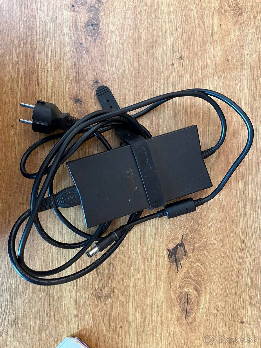 Predam 2x monitor Dell P2422H a dokovaciu stanicu Dell WD19S - 6