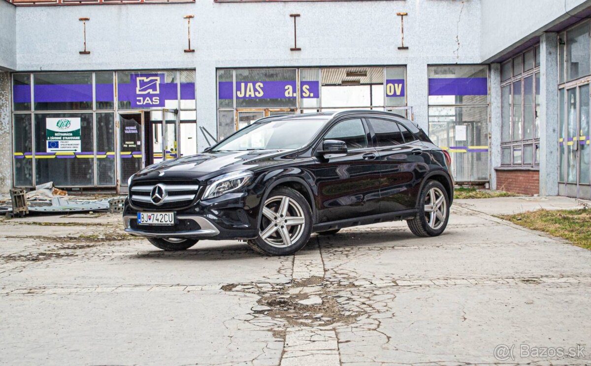 Mercedes-Benz GLA 220 d 4MATIC A/T - 6