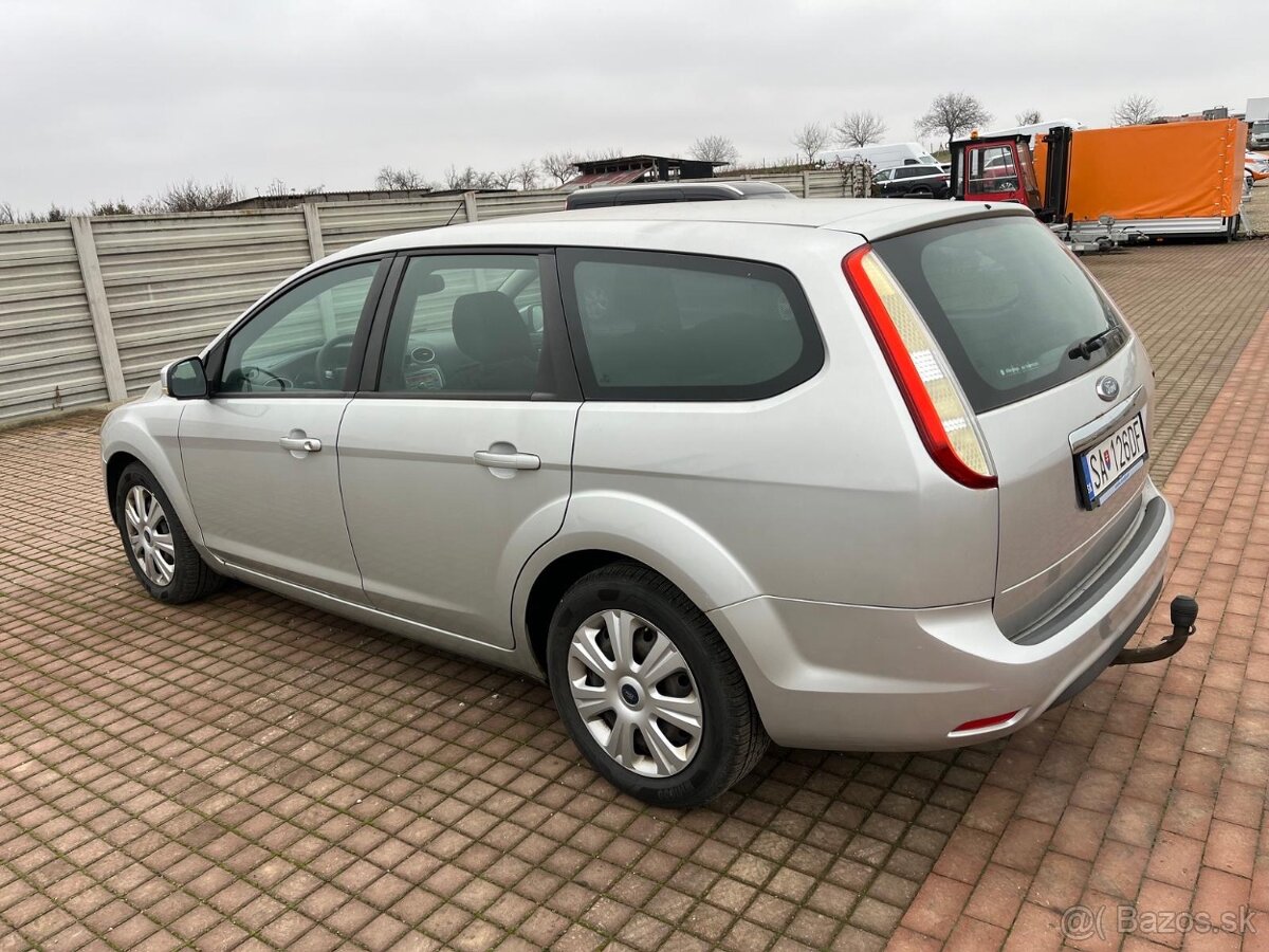 Predám Ford Focus 2.0 TDCI Combi - 6