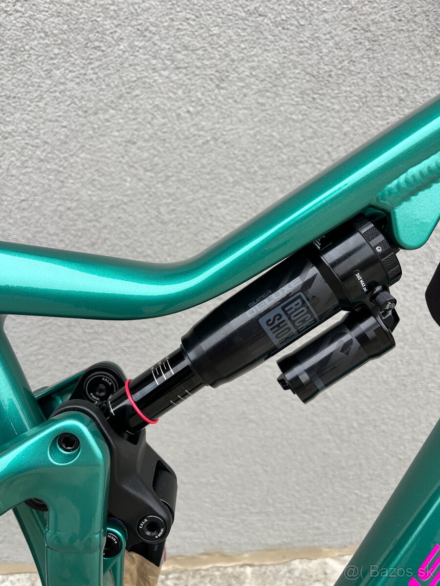 NOVÝ NEPOUŽITÝ FOCUS JAM 6.8 2025 - ZÁRUKA - 6