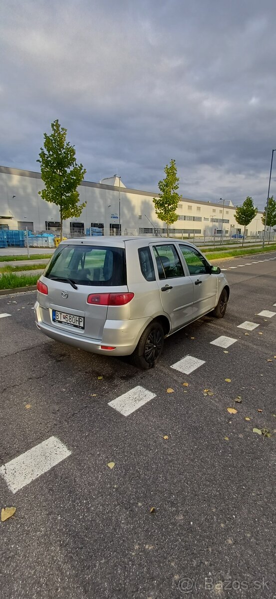 Mazda 2 - 6