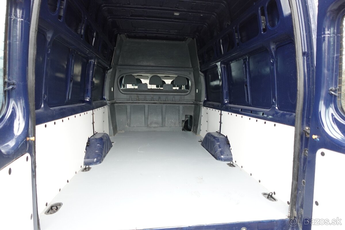 FORD TRANSIT JUMBO 6 MÍST 2.2TDCI KLIMA - 6