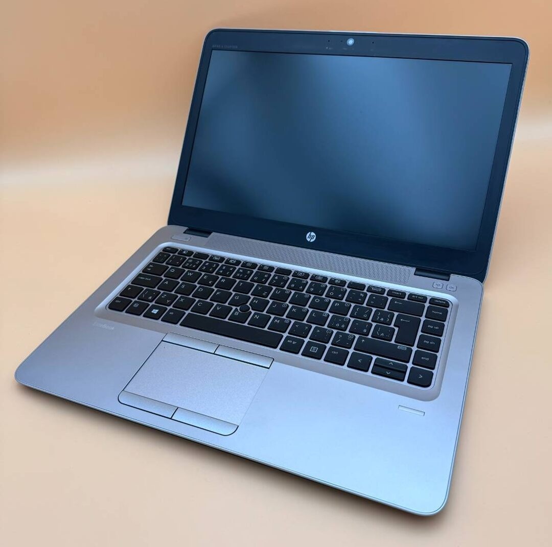 Notebook 14" HP.AMD PRO A10-8730B 4x2,40GHz.8gb ram.256gSSD - 6