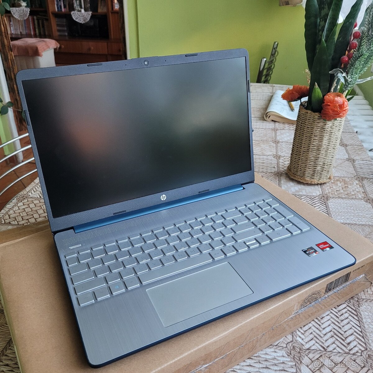 HP 15 FHD, Ryzen 5 5500, ssd, zlava -55%, ZV, BB, LC - 6
