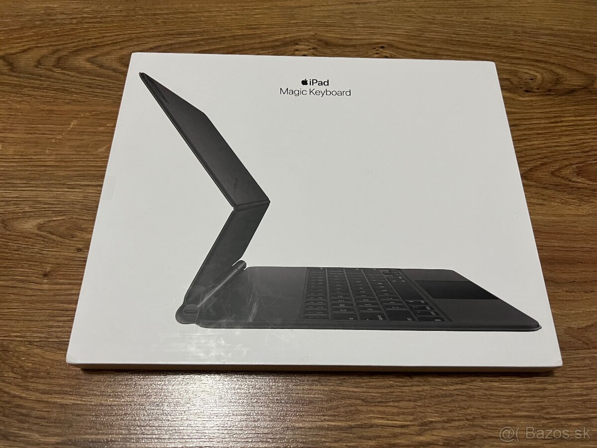 Apple iPad Pro 12.9” 256GB 4th Gen + Apple Magic Keyboard - 6