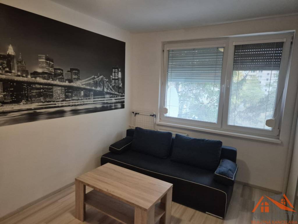 Na prenájom zariadená garsónka Komárno - 6