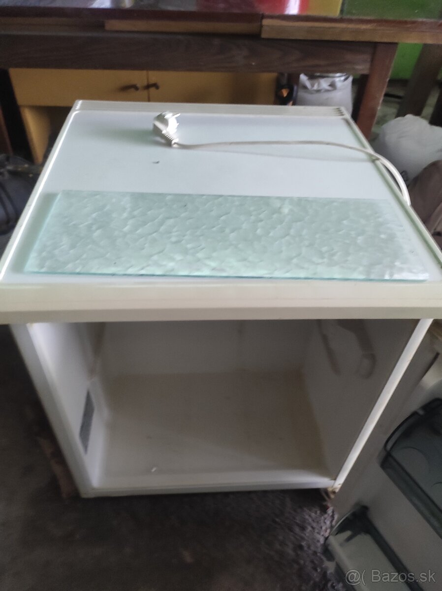 PREDAM MALU CHLADNIČKU - 6