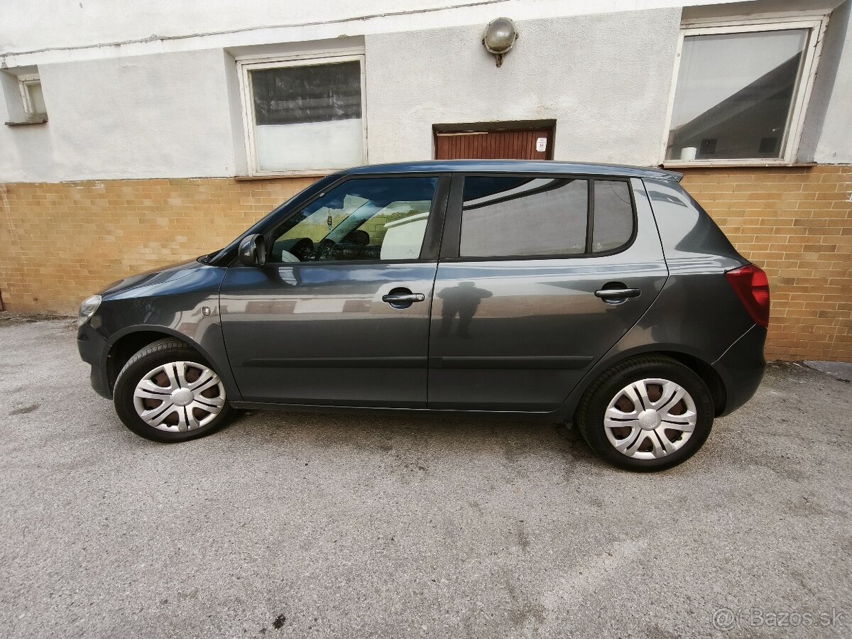 Škoda Fabia 2 - 6