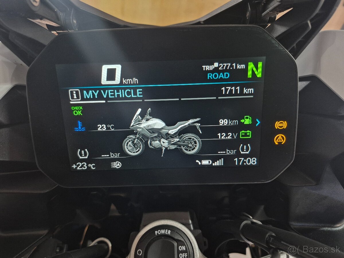 BMW F900XR - 6