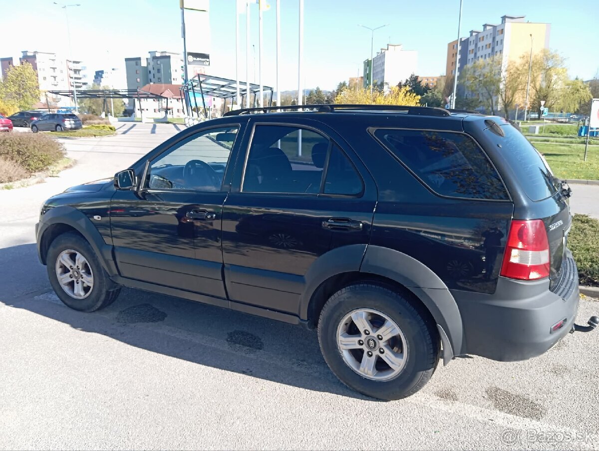 Kia Sorento 2.5 CRDI - 6