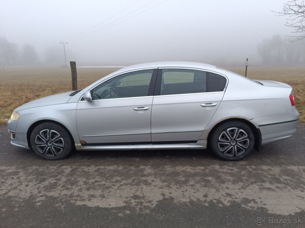 VOLKSWAGEN PASSAT B6 - 6