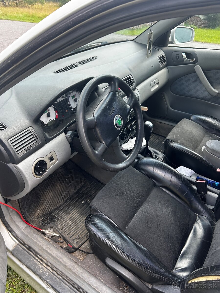 Škoda Octavia 1,9 TDi 81kw - 6