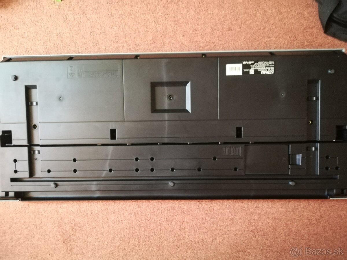 Elektrické klávesy Yamaha PSR E443 - 6