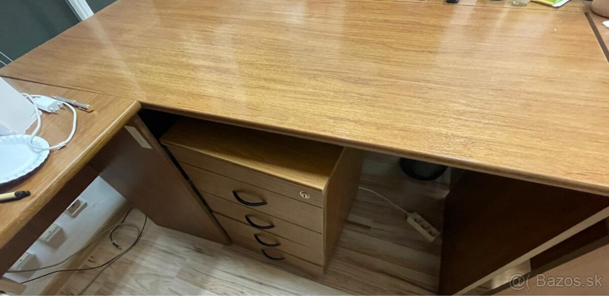 Predám kancelársky nábytok - 6