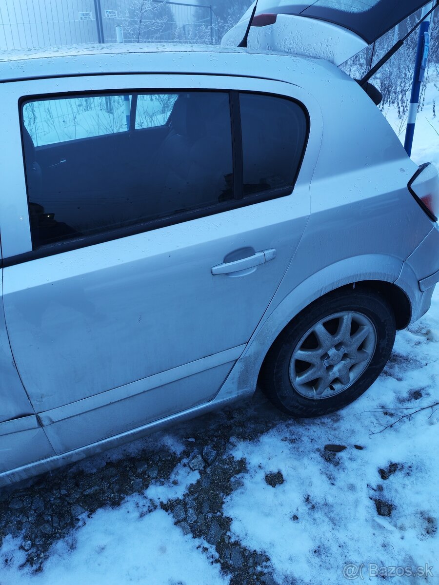 Opel Astra H 2006- nepojazdna, TP + ŠPZ - 6