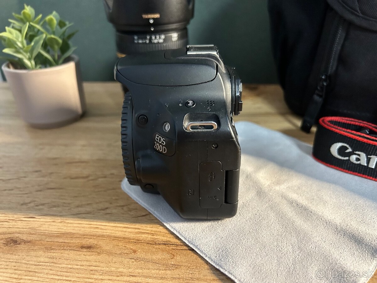Canon 200D + 17-50mm f/2.8 + taška (rezervovaný) - 6
