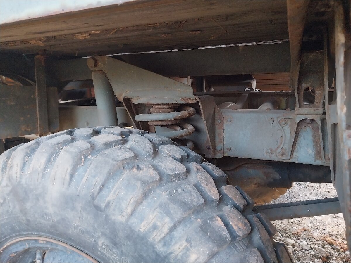 Predám Unimog 404 – vojenský špeciál, ročník 1967 - 6