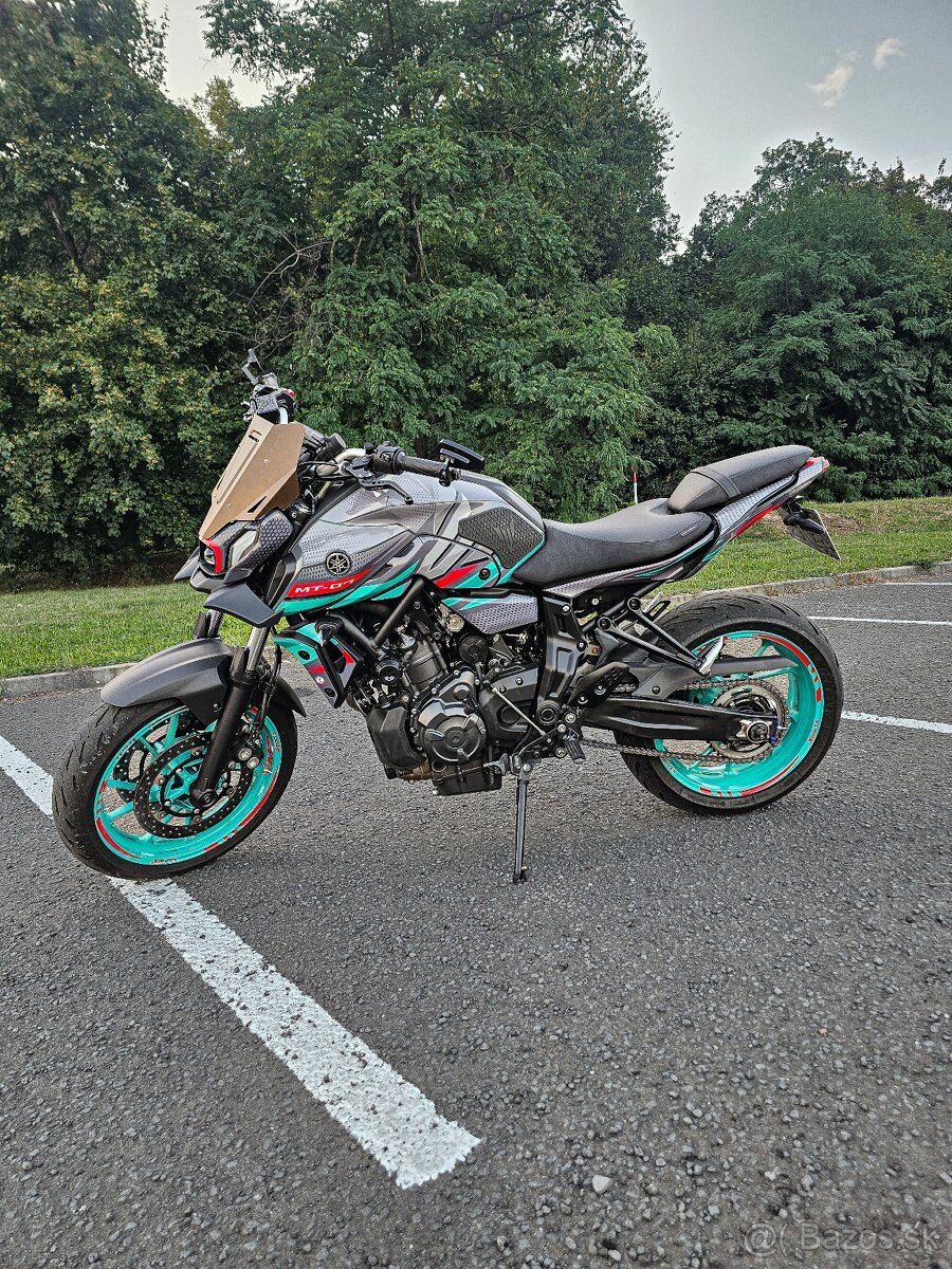 Yamaha MT 07 (2022) - 6