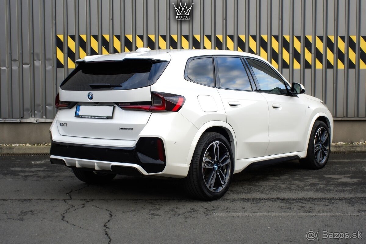 BMW iX1 xDrive30 M-paket, záruka, Harman/kardon, PPF DPH - 6