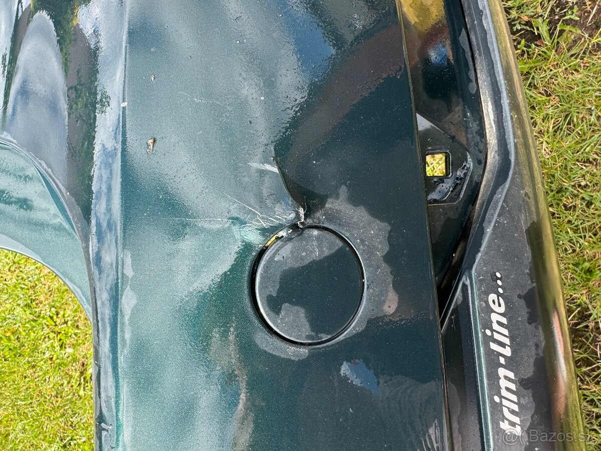 Zadny kufor a naraznik touran 2011 - 6