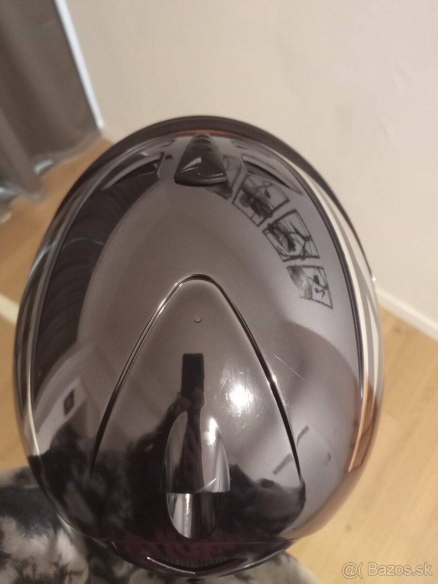 Lyžiarska prilba so štítom - 6