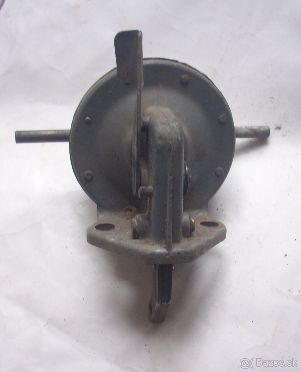 AC pumpa zo Škoda 100 - 6