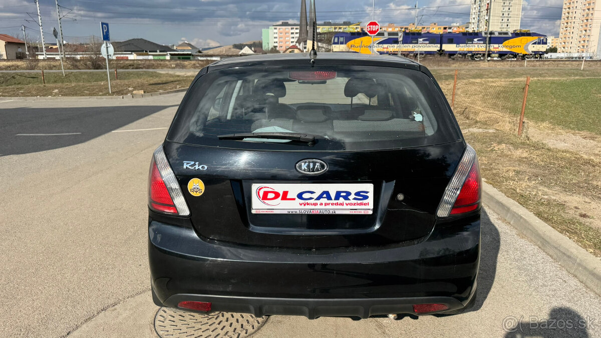 Kia Rio 1.4 LX - 6