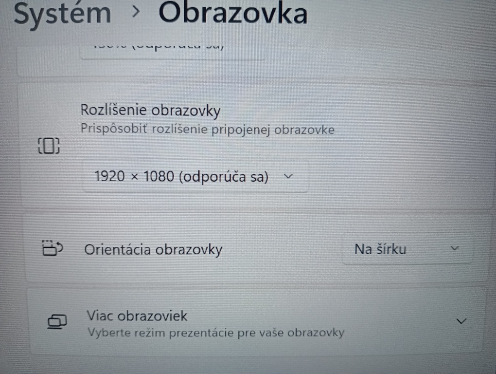 predám Lenovo Thinkpad T460 , Intel i5 , 8gb ram , Win 11 - 6