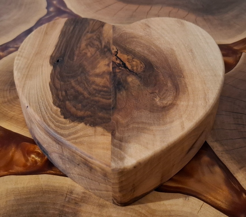 Srdce z čerešnového dreva 250824 - 6