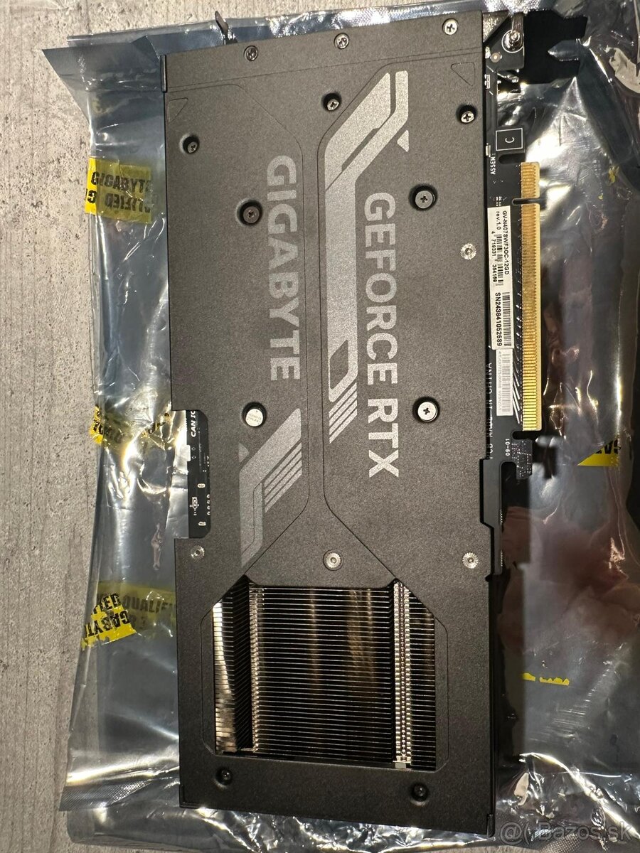 GIGABYTE RTX 4070 SUPER WINDFORCE OC 12G - 6