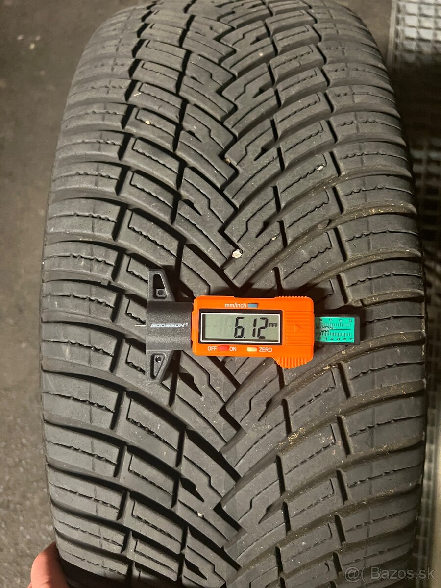 P: Pirelli Scorpion SF2 235/45 R20 celorocna pneu - 6