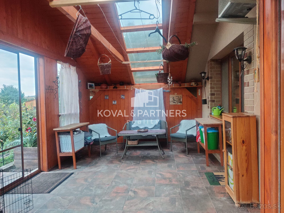 Dva rodinné domy - Cabaj-Čápor - Nitra - 6