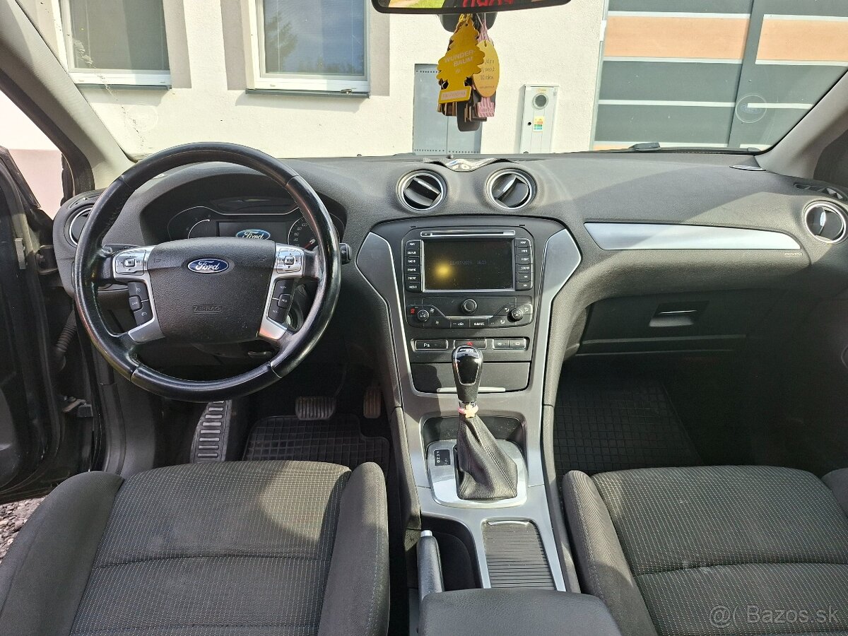 Ford mondeo combi 2L 120kw r.2011 - 6