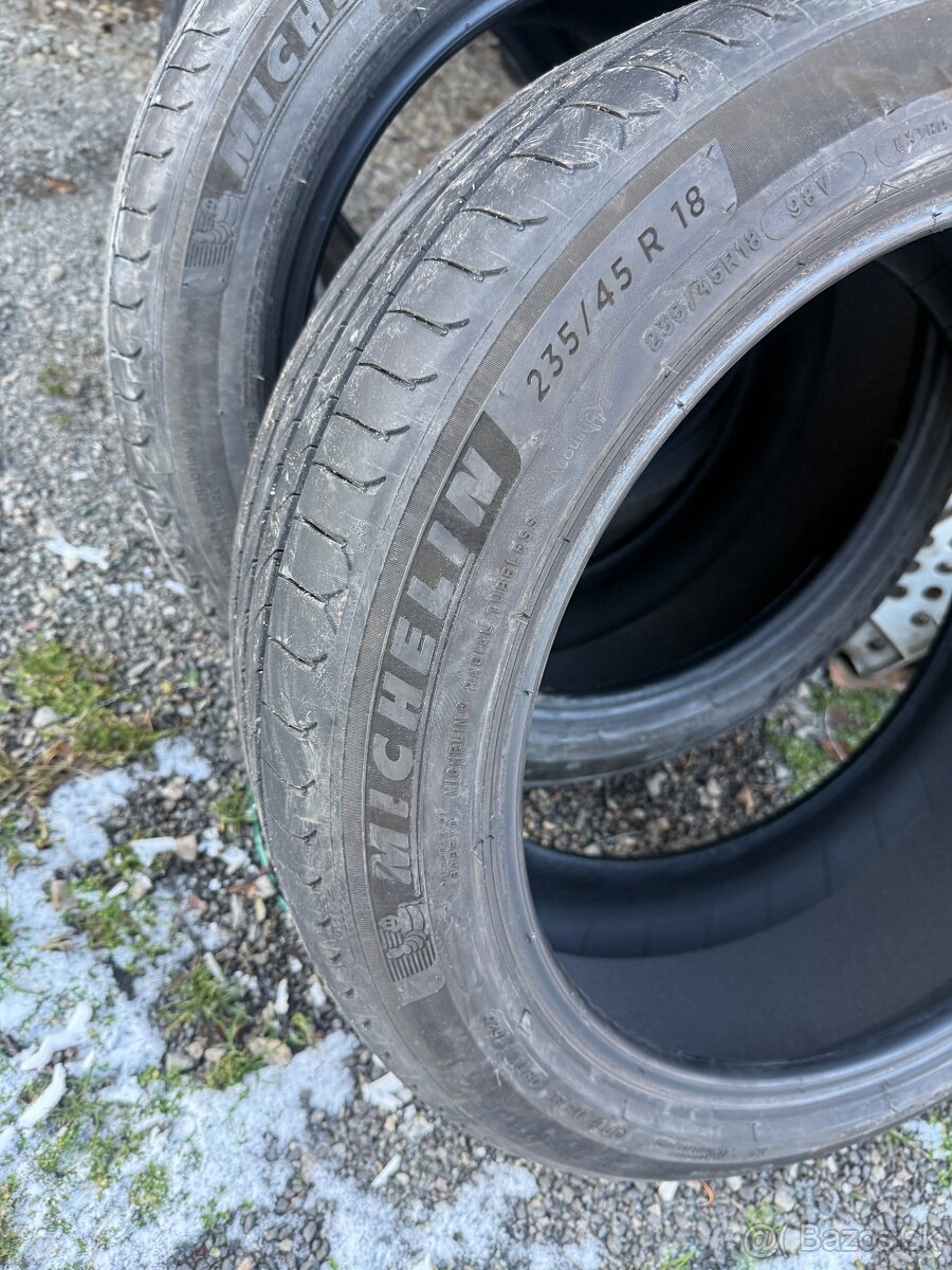 Letné Pneumatiky Michelin 235/45 R 18 - 6