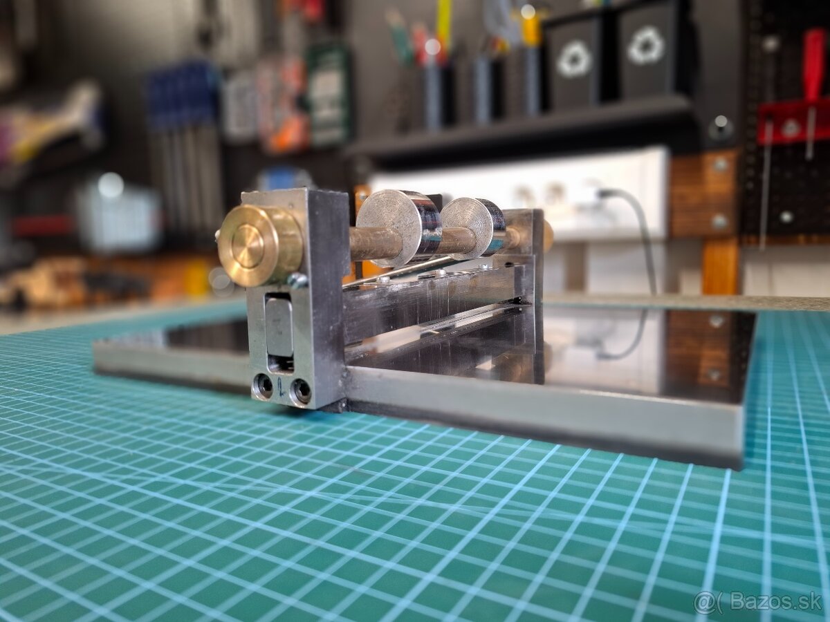 Ručny ryhovací stroj 230 mm - 6