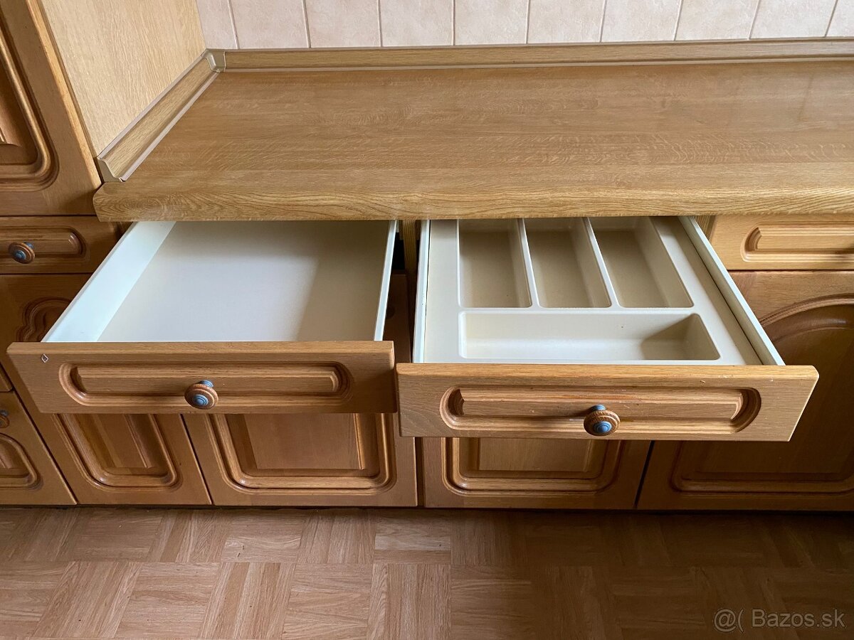 Kuchynská linka z Nemecka so spotrebičmi - 6