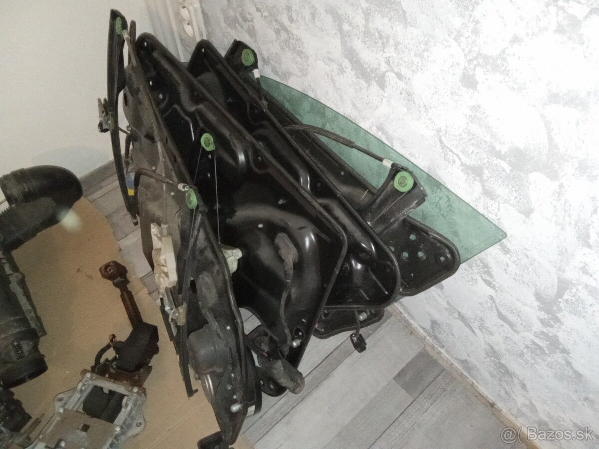 Predám veci Passat b6 - 6