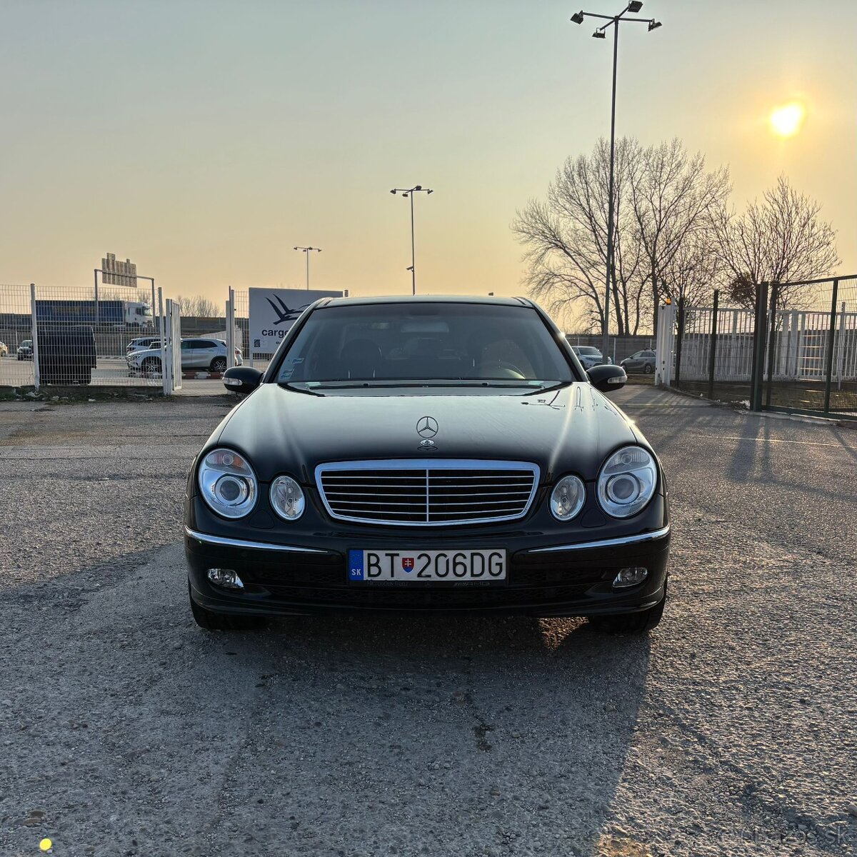 Mercedes-Benz E500 W211 5.0 V8 – 225 kW - 6