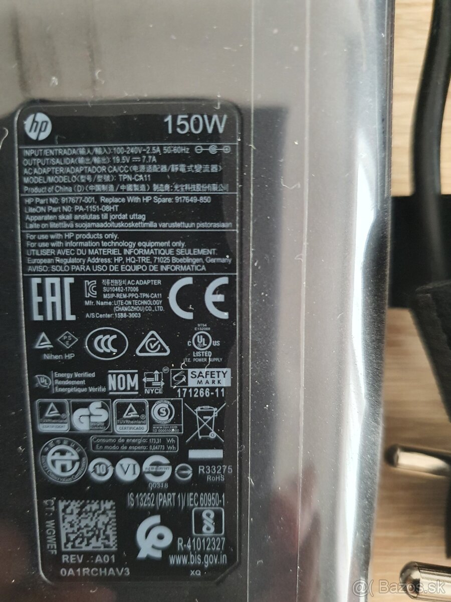 HP USB-C Universal Dock + zdroj 150w - 6