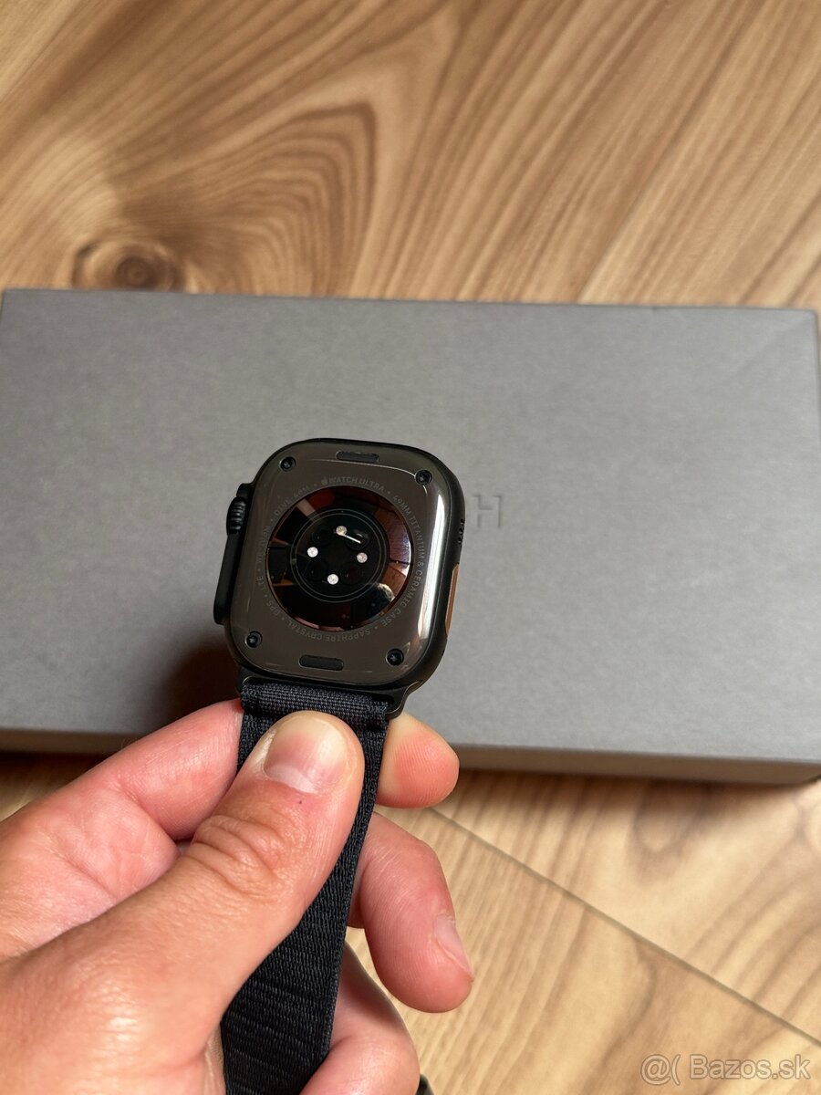 Apple Watch Ultra 2.gen čierne - 6