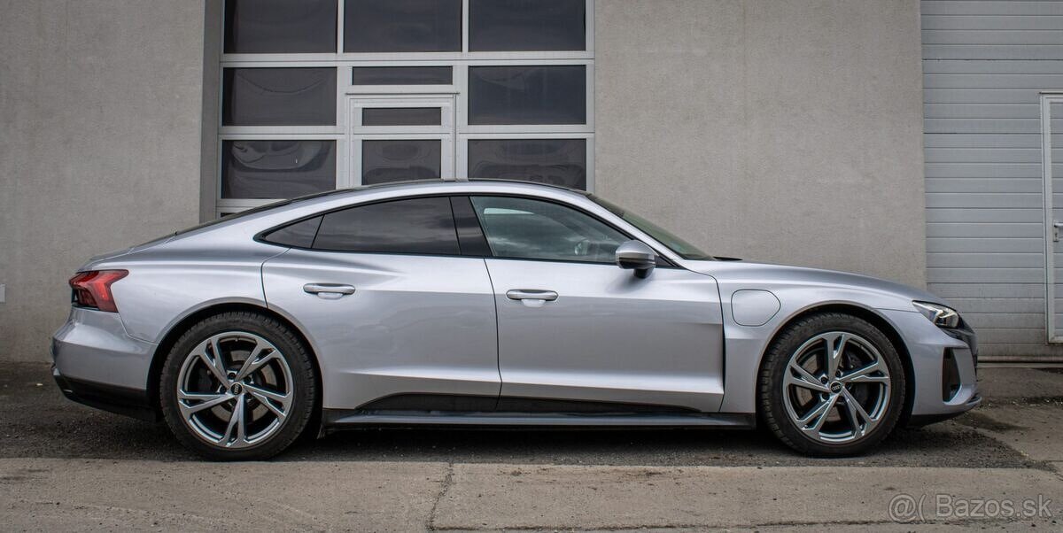 Audi E-tron GT 350kW - 6