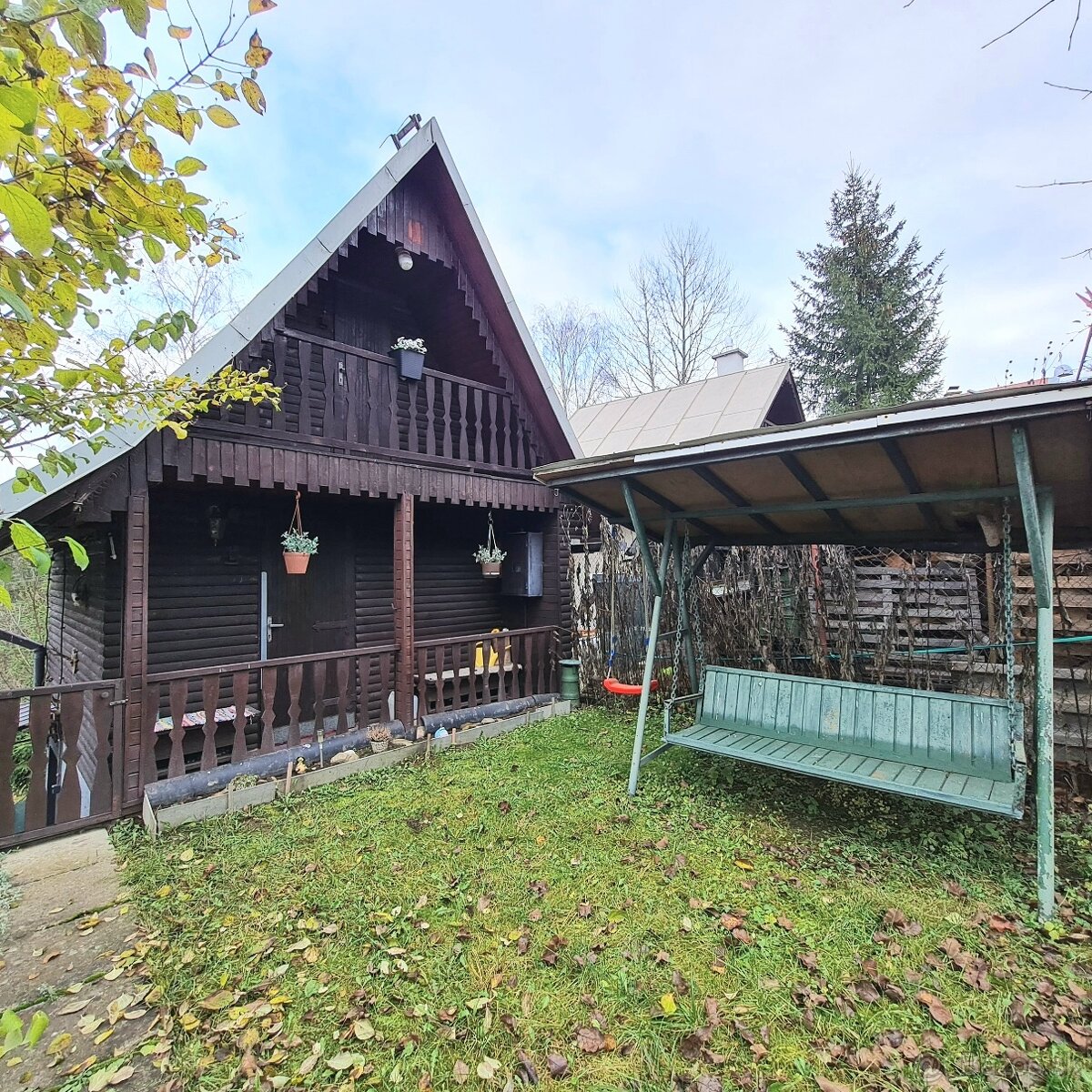 ZÁHRADNÁ CHATKA 3 IZBY PLUS KUCHYŇA REKONŠ. PADLIČKOVO 382M2 - 6