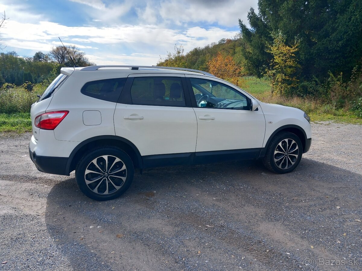 Nissan Qashqai 2.0dci •4x4•7miestne.Panorama•2012 - 6