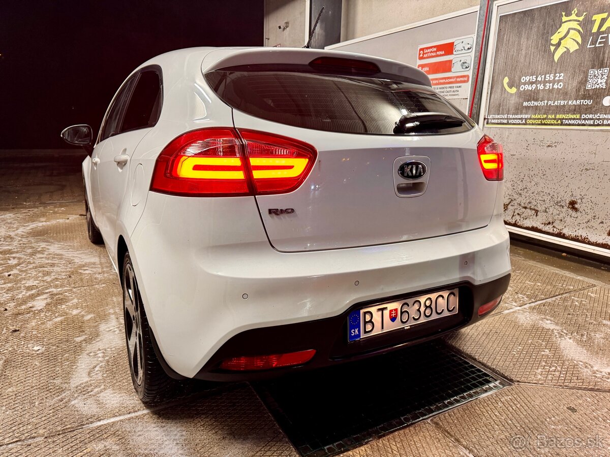 Kia Rio 1.4 CVVT, r. 2014 – benzín, manuál - 6