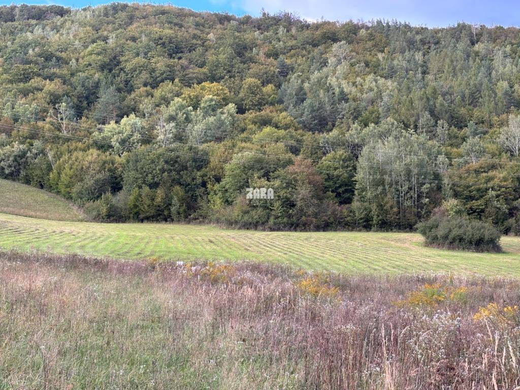 MARGECANY - Stavebný pozemok - Pod horou. Výmera 1191m². IS. - 6