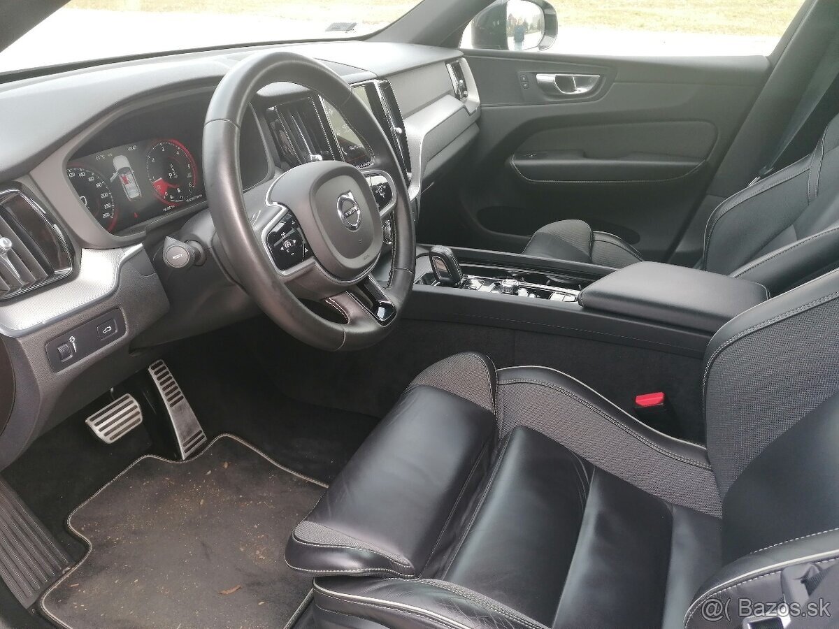 Volvo XC60 R-Design 2.0 D B4 mHEV AWD 4x4 - 6