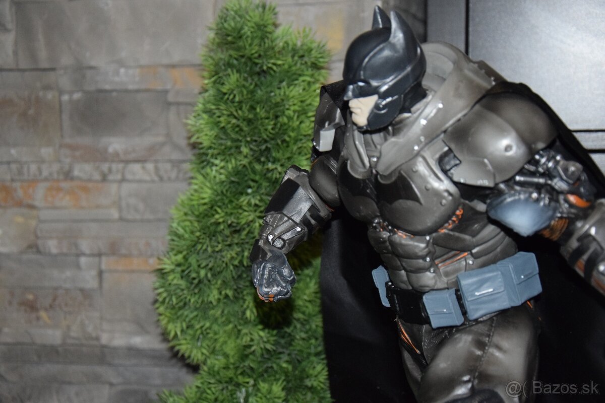 Batman Armored figurka - 6