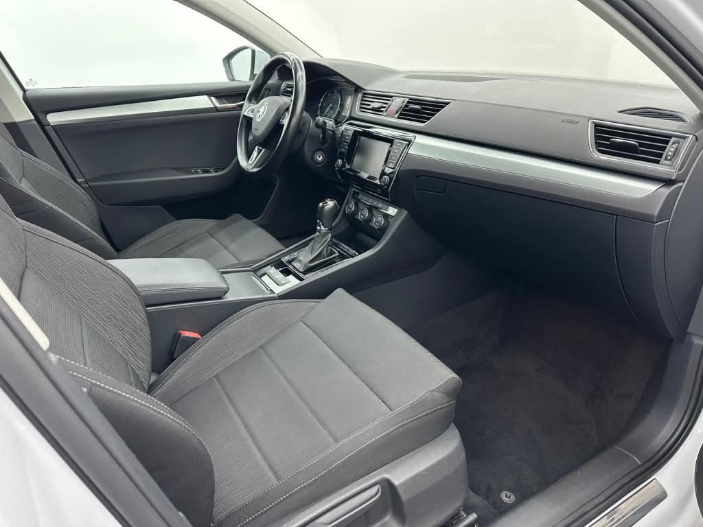 Superb Combi 2,0 TDI Style 110kW - 6