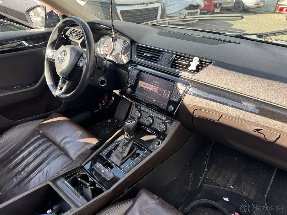 Skoda superb 2.0 tsi 4x4 DSG - 6