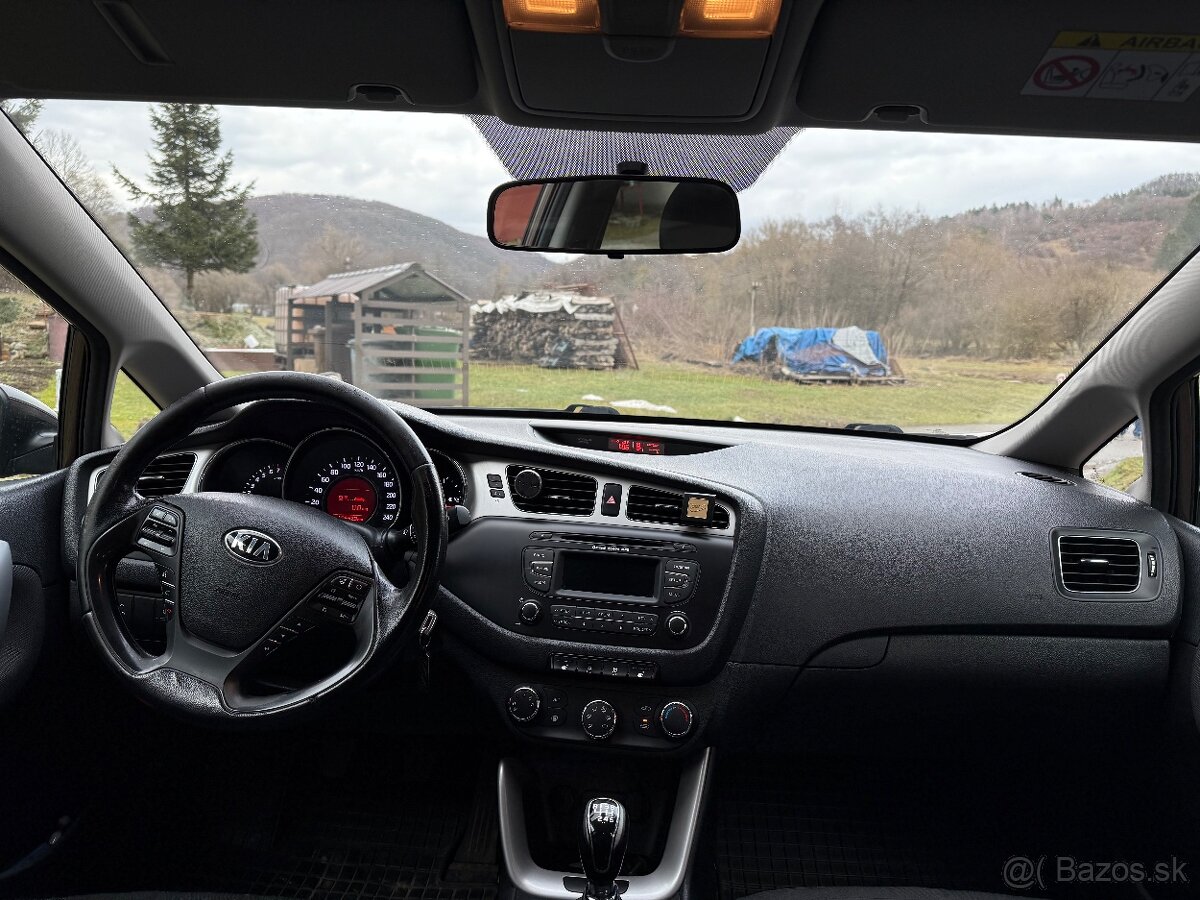 KIA Ceed SW 1.4 CVVT - 6